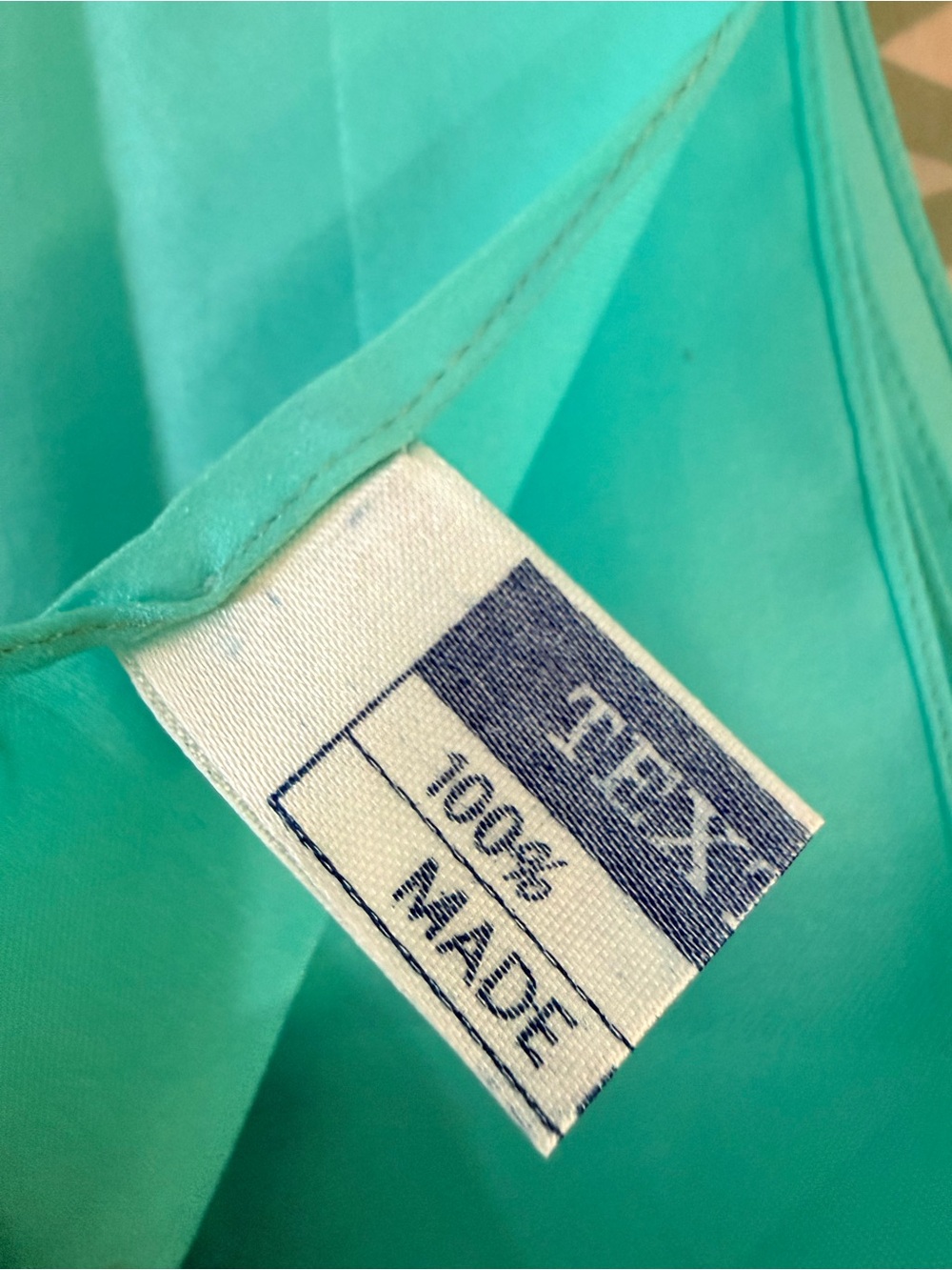 💫10/$25 • Vintage Cornelia James Turquoise Scarf - Picture 3 of 4